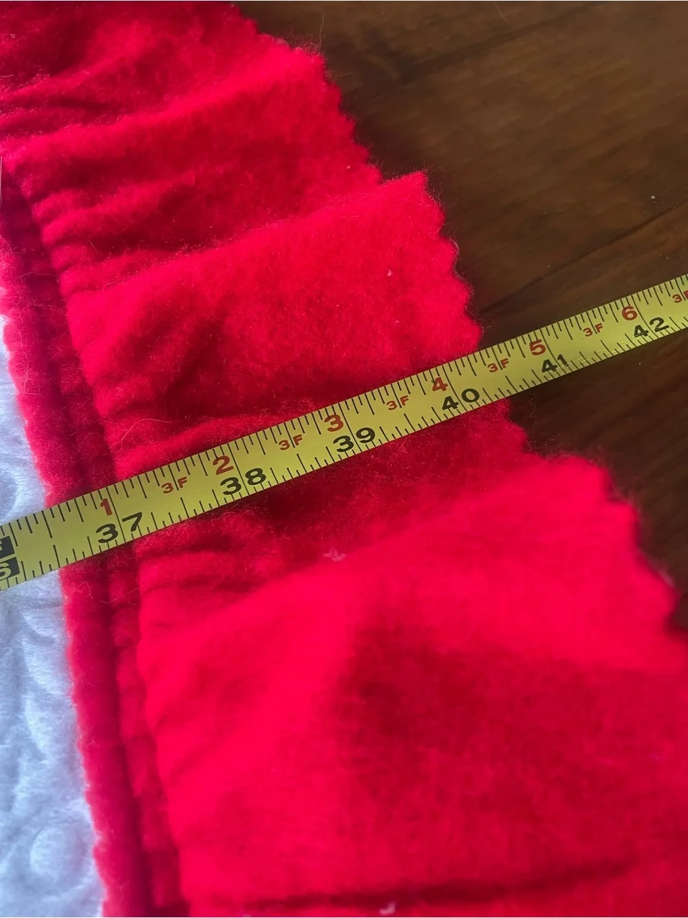 Vintage Felt Christmas Tree Skirt, 40”diameter holiday home decor rare festive